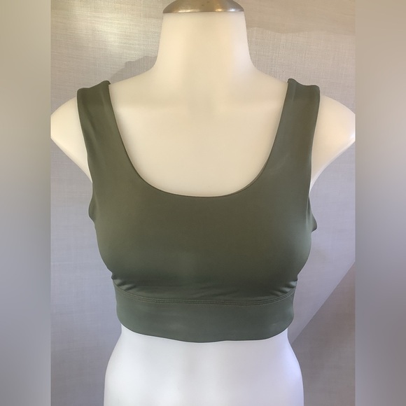 XS fabletics sports bar great condition pretty fall green color - Picture 1 of 6